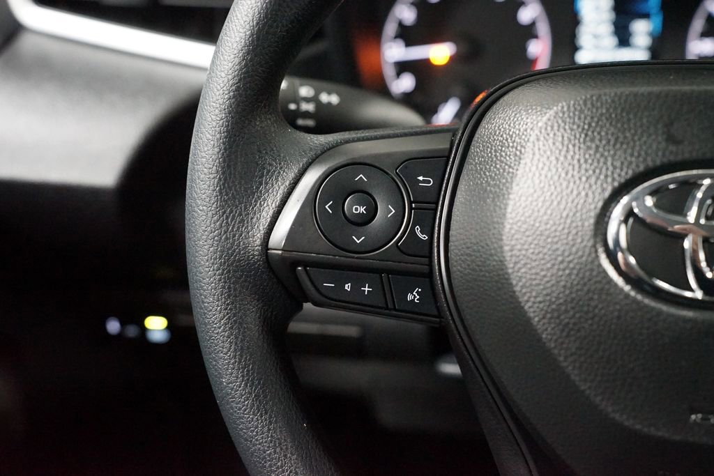 Certified 2025 Toyota Corolla LE image 14