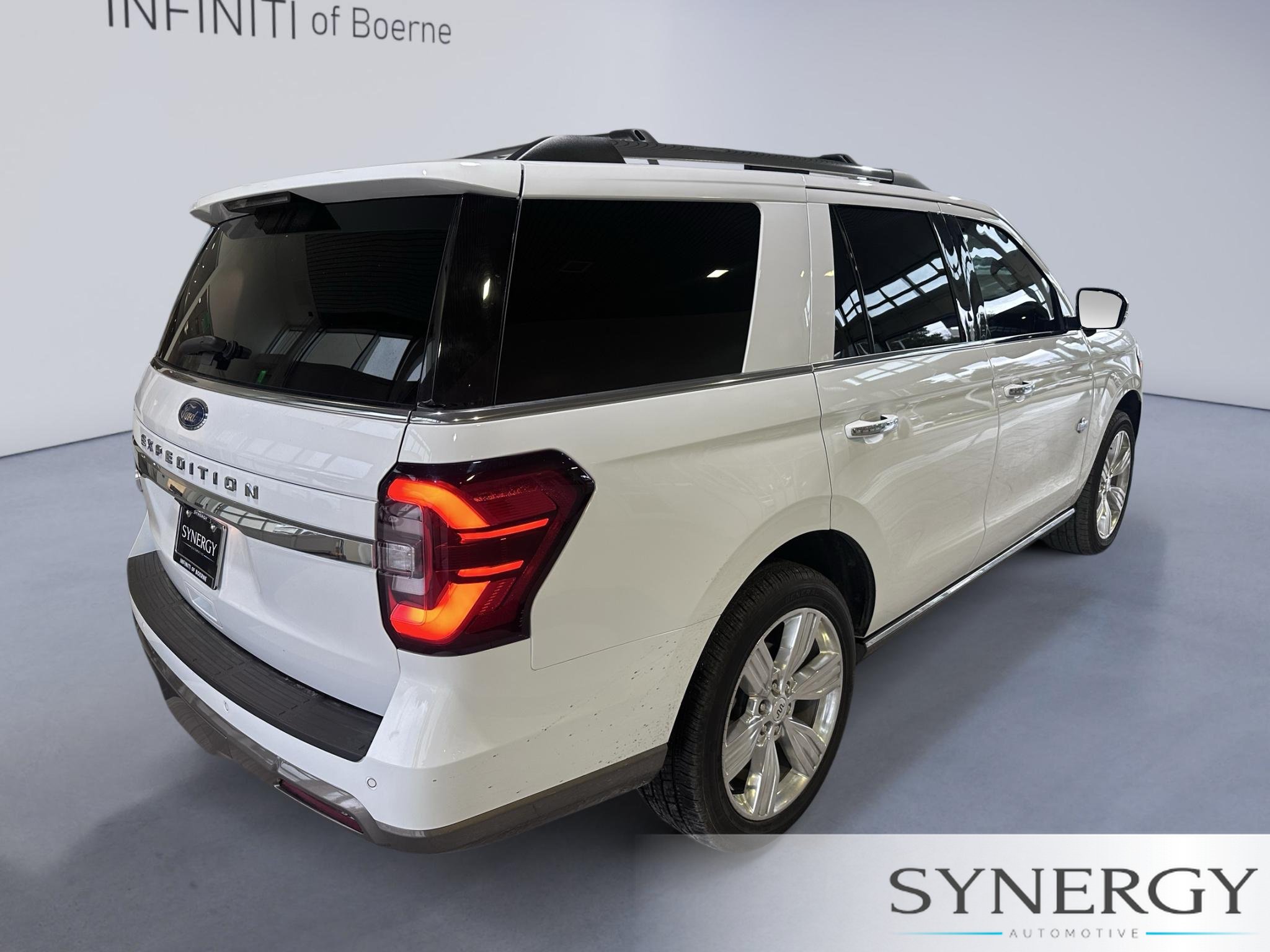 Used 2024 Ford Expedition King Ranch AWD/4WD image 6