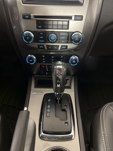 Used 2010 Ford Fusion SEL FWD image 24