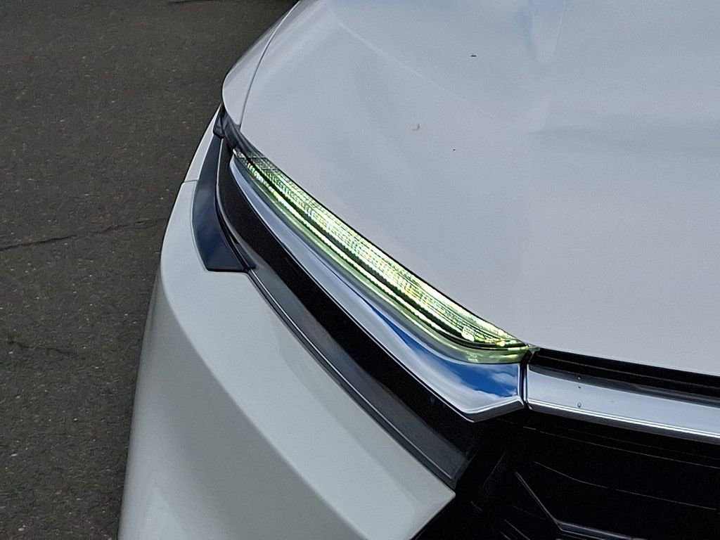 Used 2025 Honda CR-V EX-L image 9