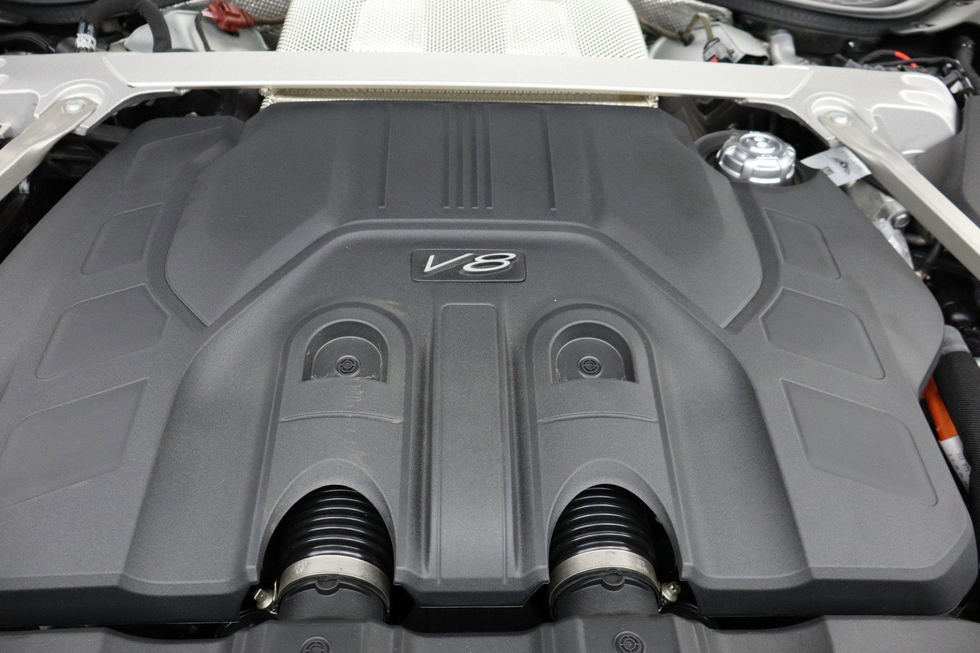 Used 2025 Bentley Flying Spur Plug-In Hybrid image 23