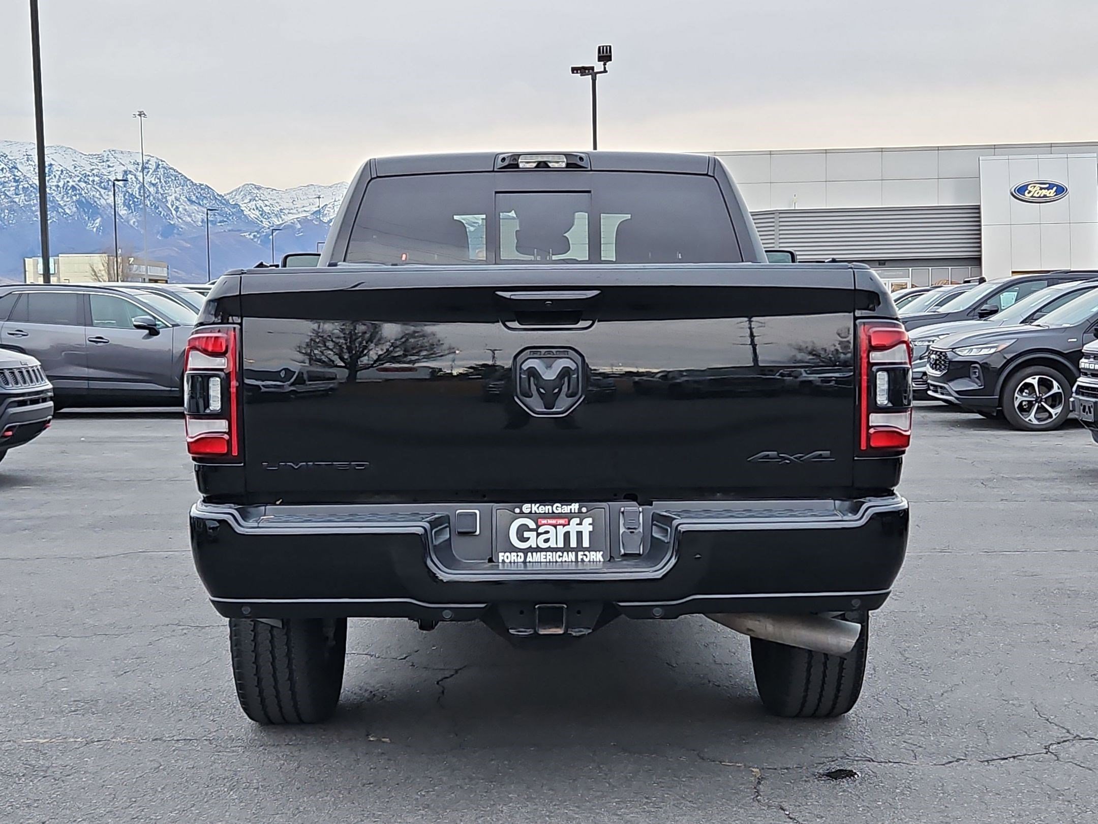 Used 2023 RAM 3500 Limited image 7