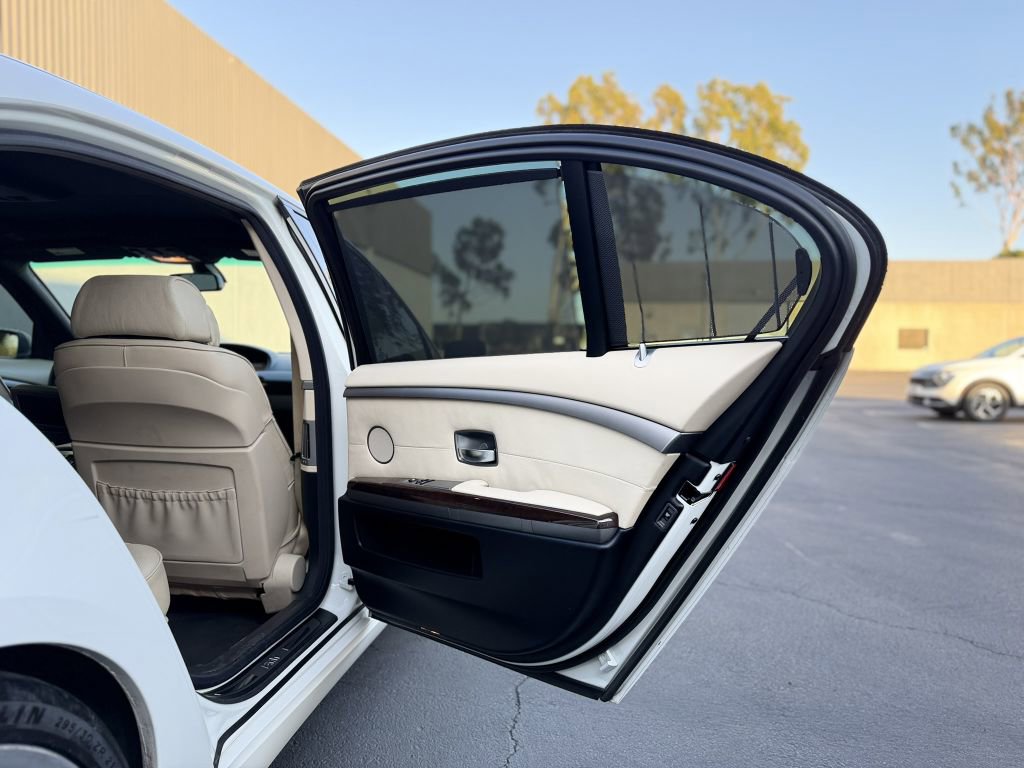 Used 2006 BMW 750Li RWD image 16