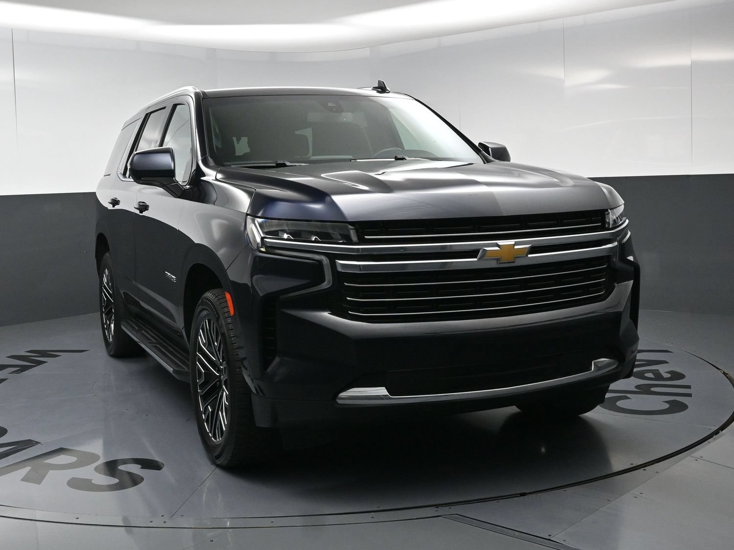 Used 2022 Chevrolet Tahoe LT AWD/4WD image 3