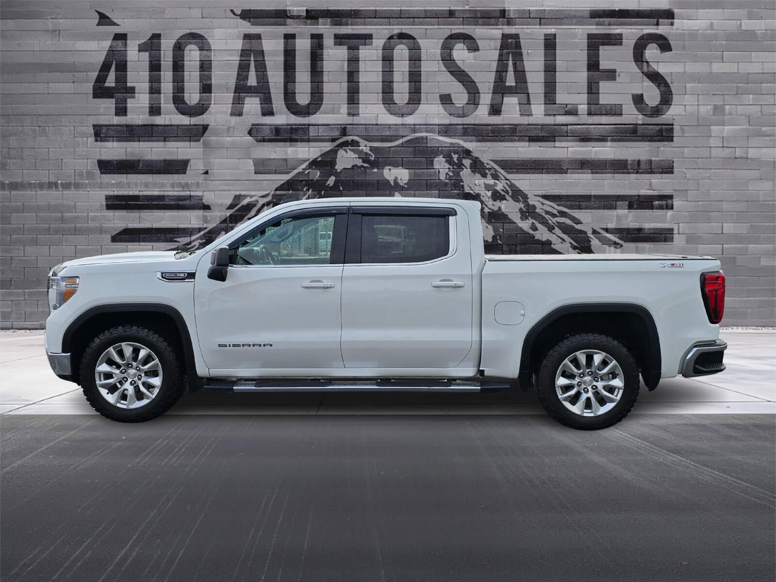 Used 2020 GMC Sierra 1500 SLE w/ X31 Off-Road Package AWD/4WD image 7