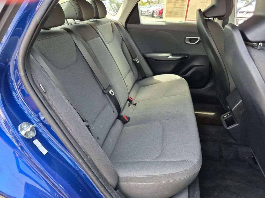 Used 2025 Kia K4 FWD image 30