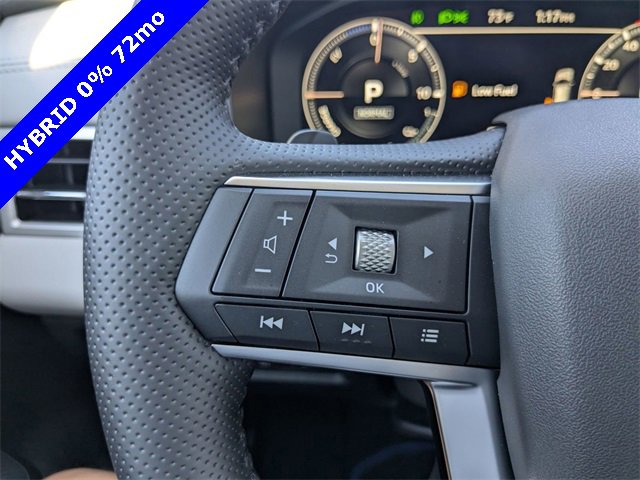 New 2025 Mitsubishi Outlander SEL image 24