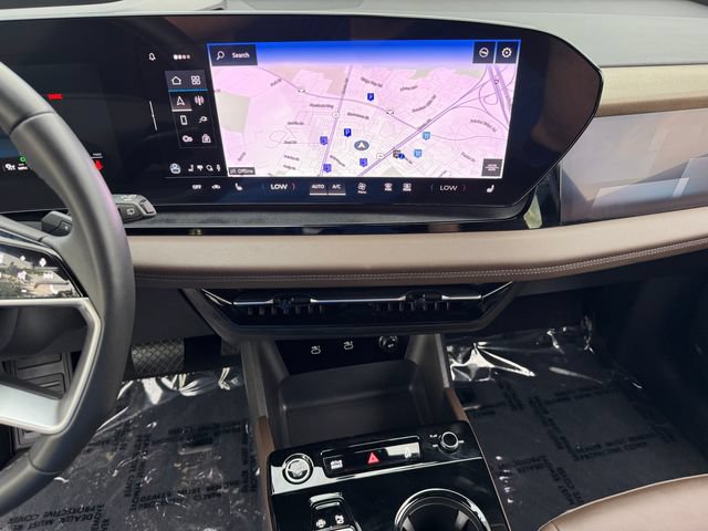 Used 2025 Audi Q6 e-tron Prestige AWD/4WD image 26