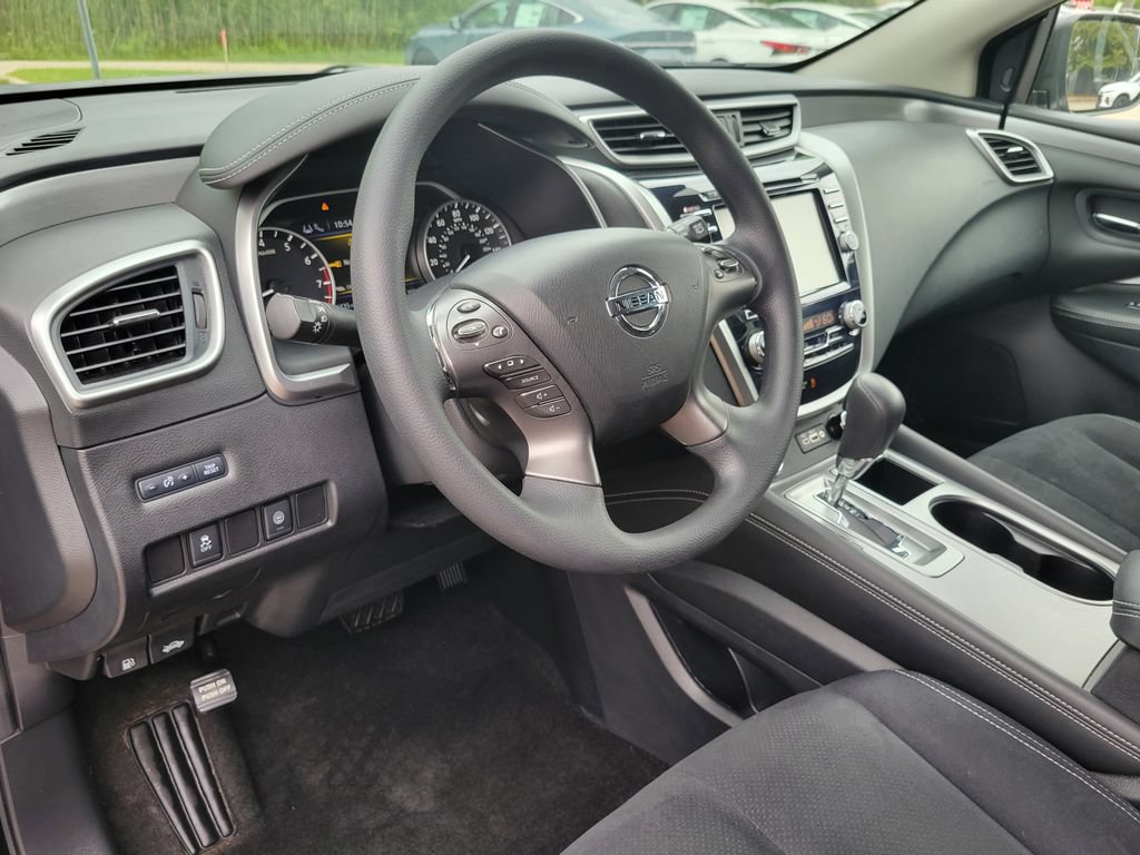 Used 2020 Nissan Murano S w/ Technology Package AWD/4WD image 13