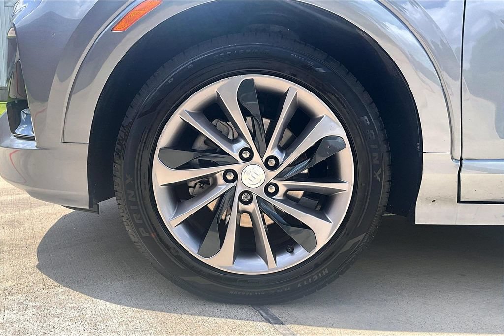 Used 2020 Buick Encore GX Preferred w/ Sport Touring Package FWD image 11
