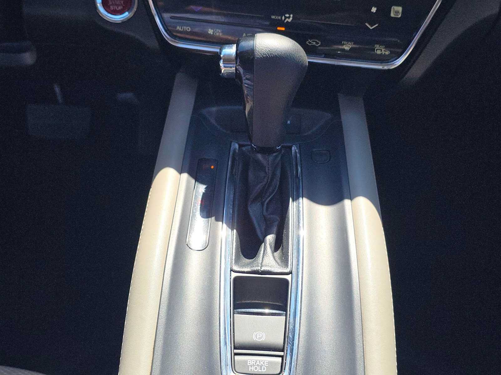 Used 2018 Honda HR-V EX image 31