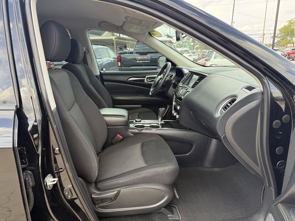 Used 2020 Nissan Pathfinder SV AWD/4WD image 10