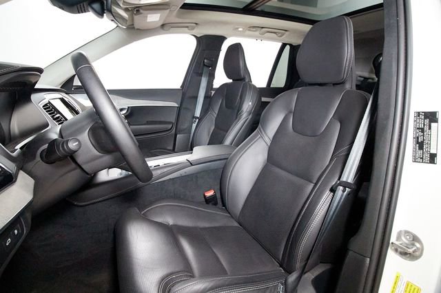 Used 2025 Volvo XC90 T8 Ultra w/ Lounge Package AWD/4WD image 19