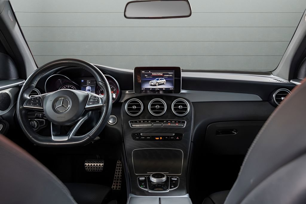 Used 2019 Mercedes-Benz GLC 300 image 23