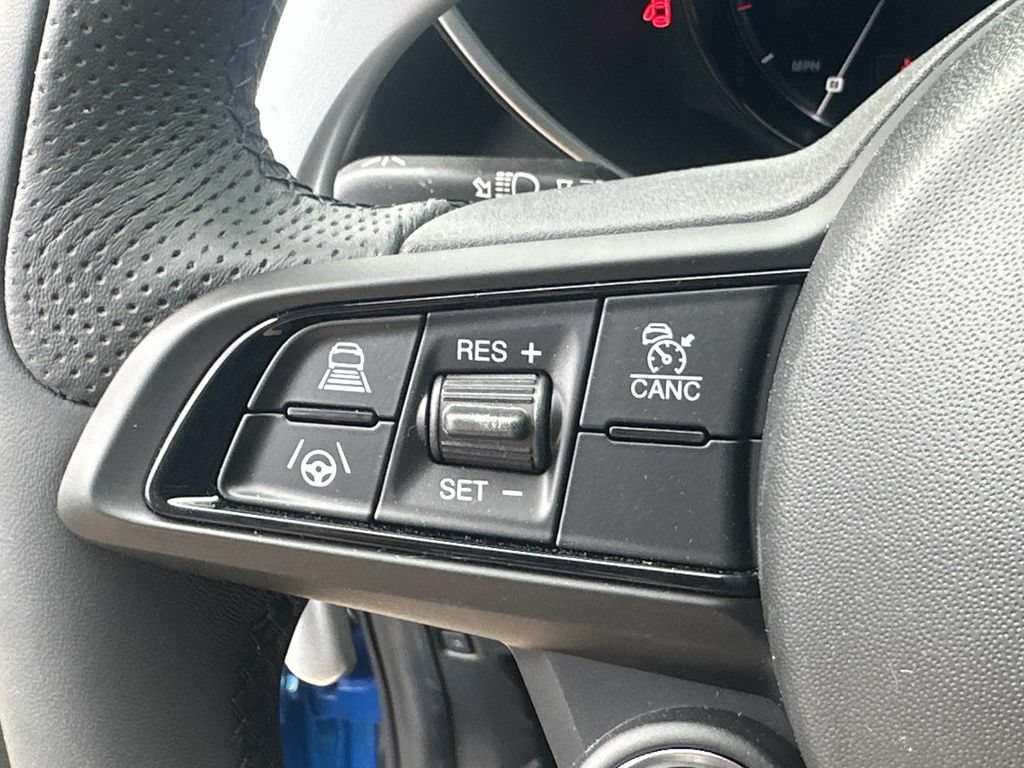 New 2026 Alfa Romeo Giulia AWD image 26