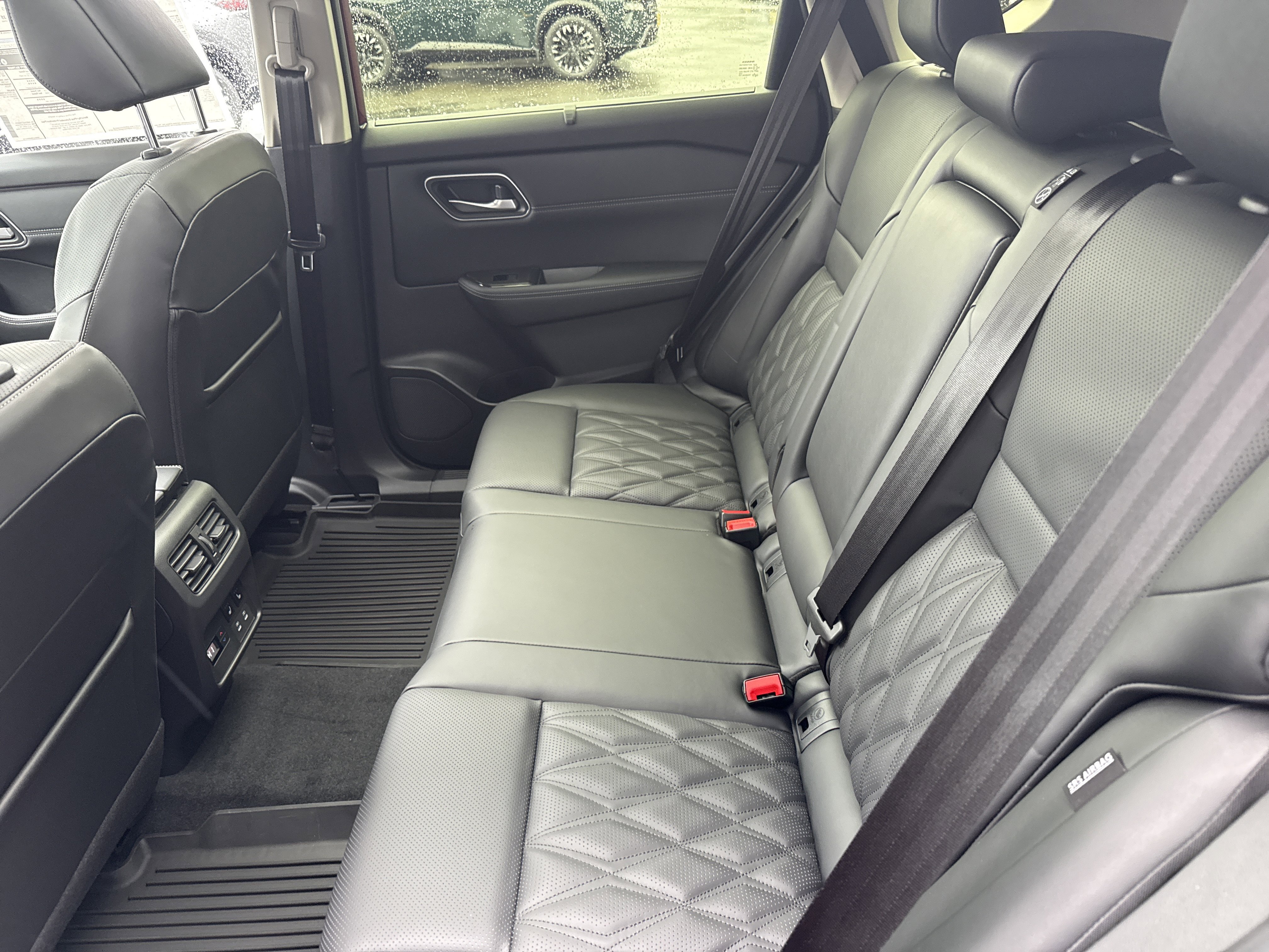 New 2026 Nissan Rogue Platinum AWD/4WD image 16