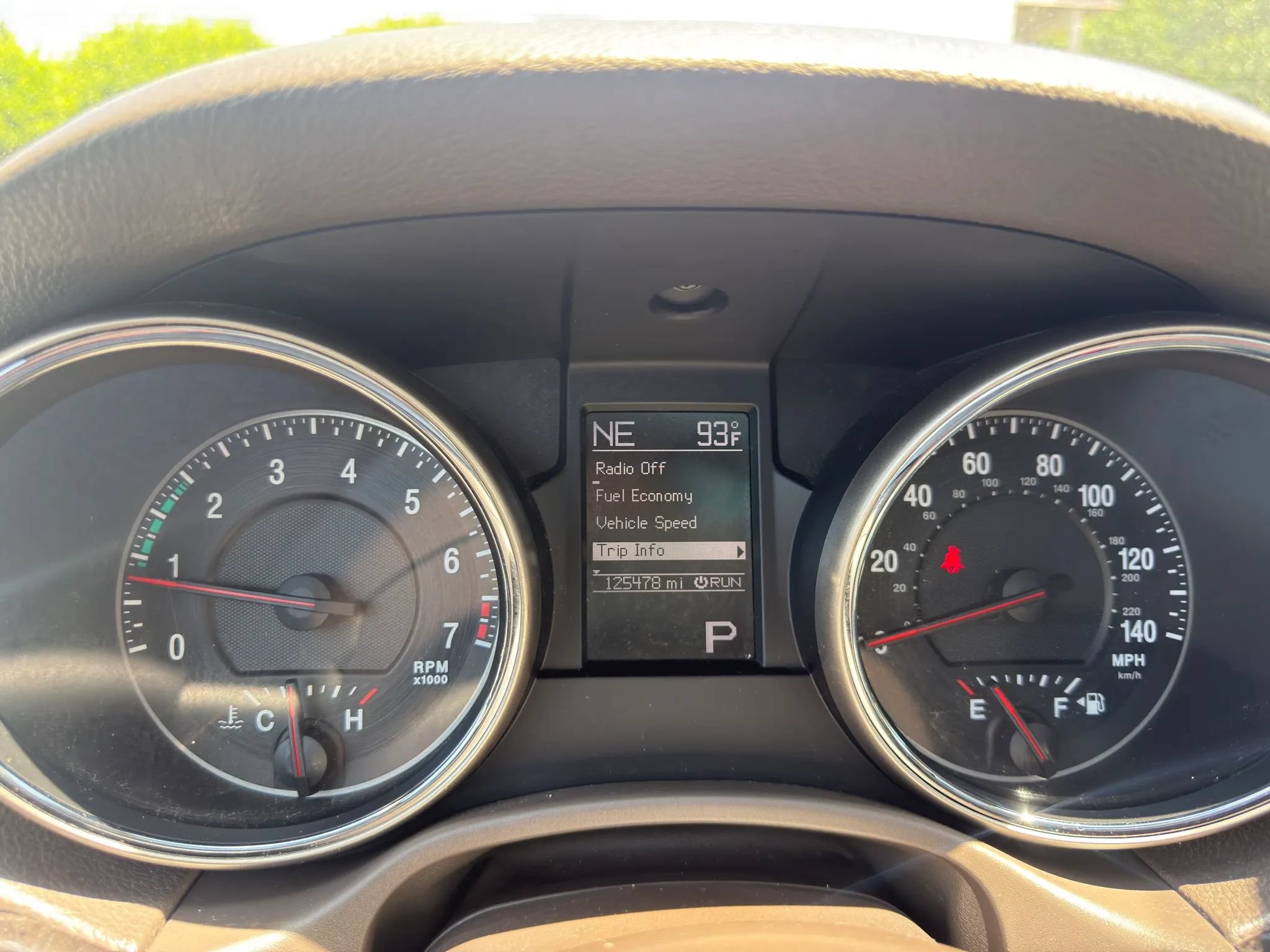 Used 2011 Jeep Grand Cherokee Laredo AWD/4WD image 26