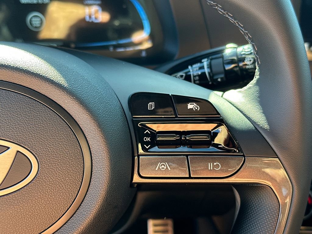 New 2026 Hyundai Elantra Sport image 25