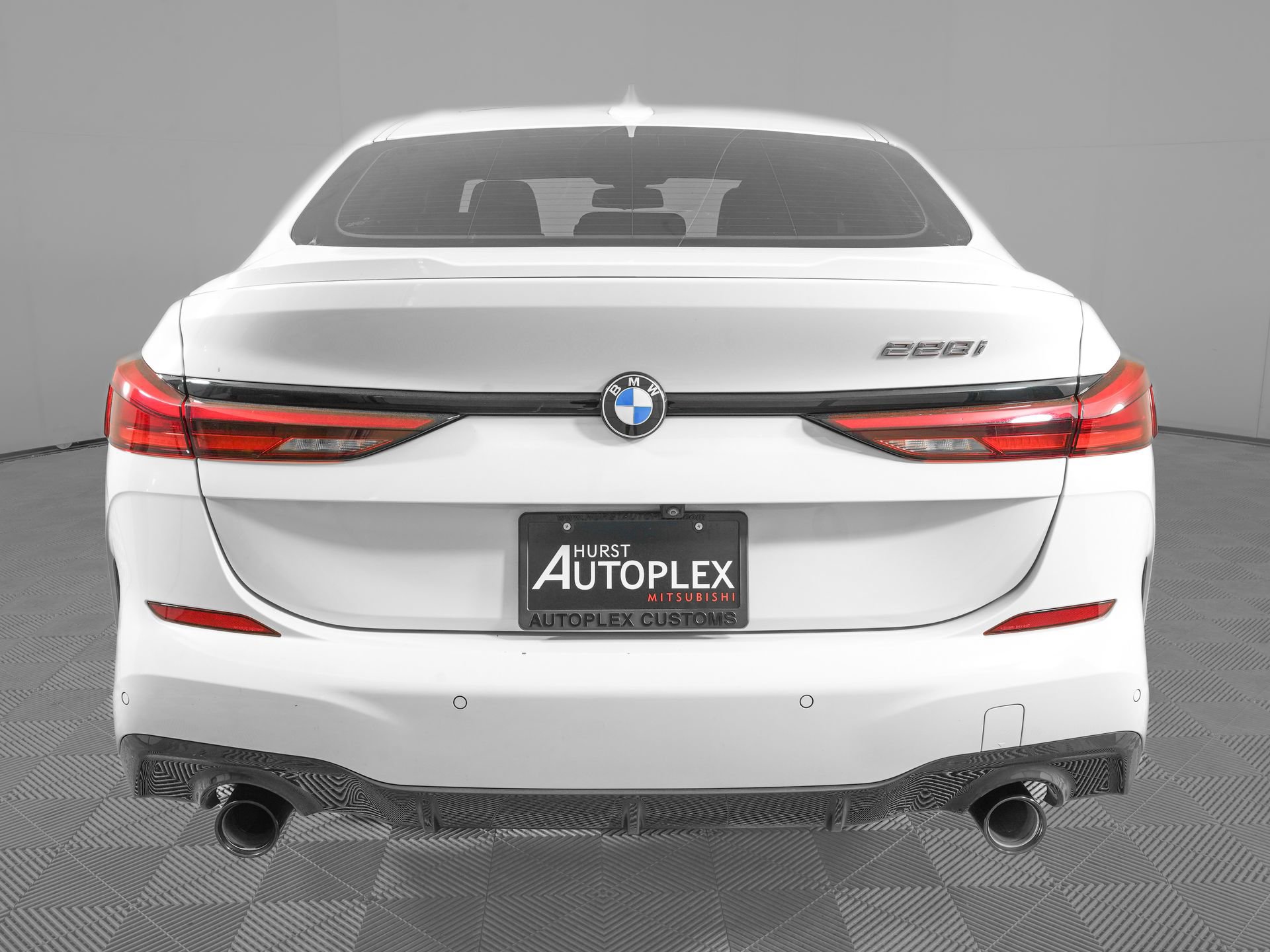 Used 2023 BMW 228i Gran Coupe w/ M Sport Package FWD image 5