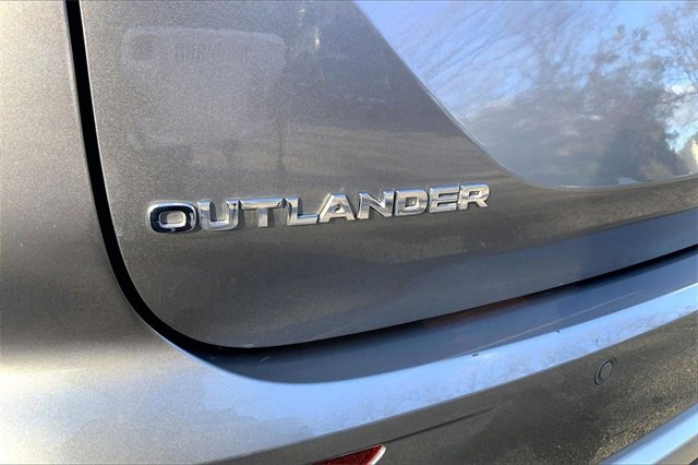 Used 2023 Mitsubishi Outlander SEL image 8