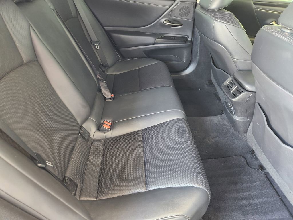 Used 2021 Lexus ES 350 w/ Accessory Package image 32