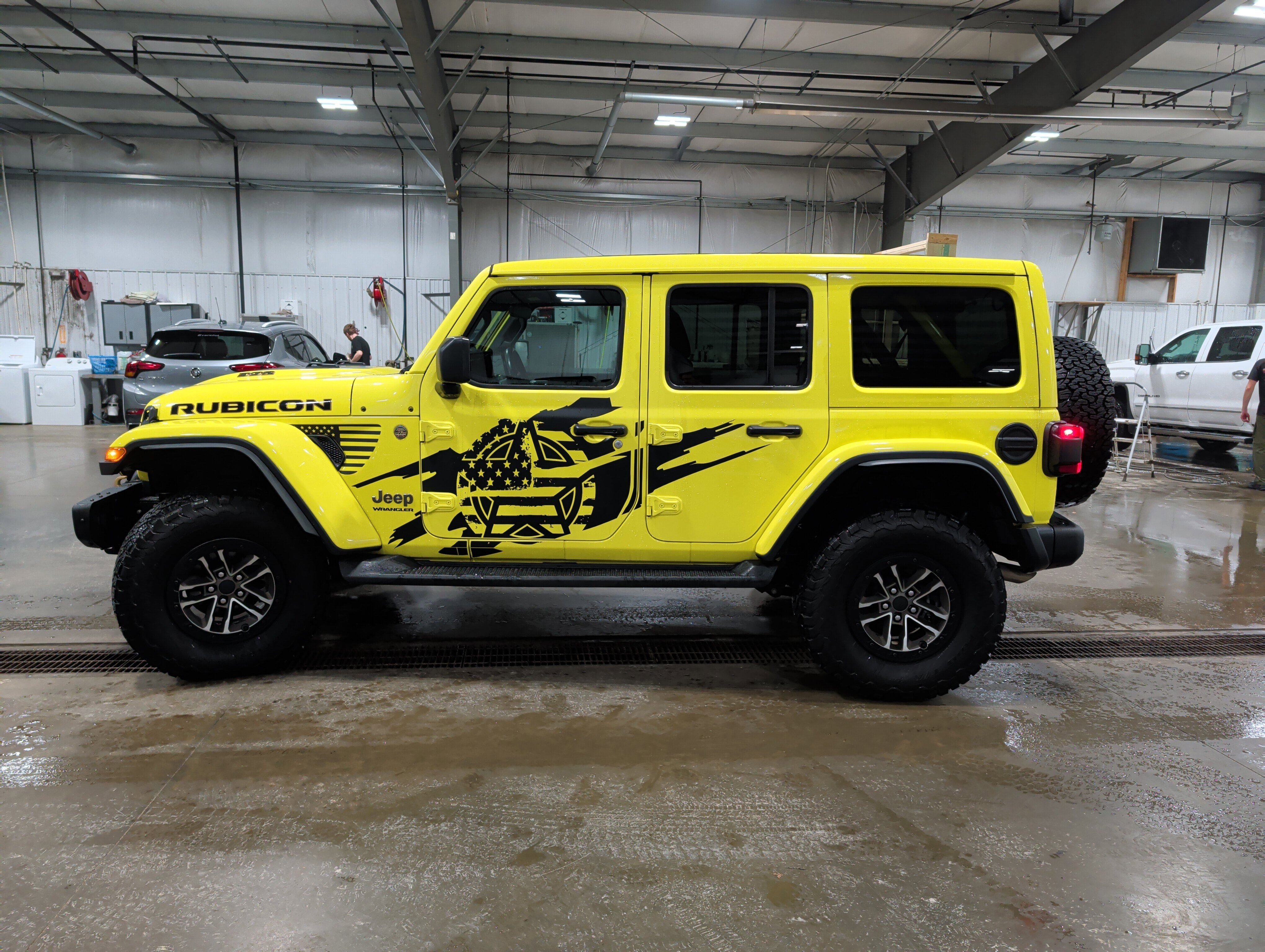 Used 2024 Jeep Wrangler Unlimited Rubicon 392 image 5