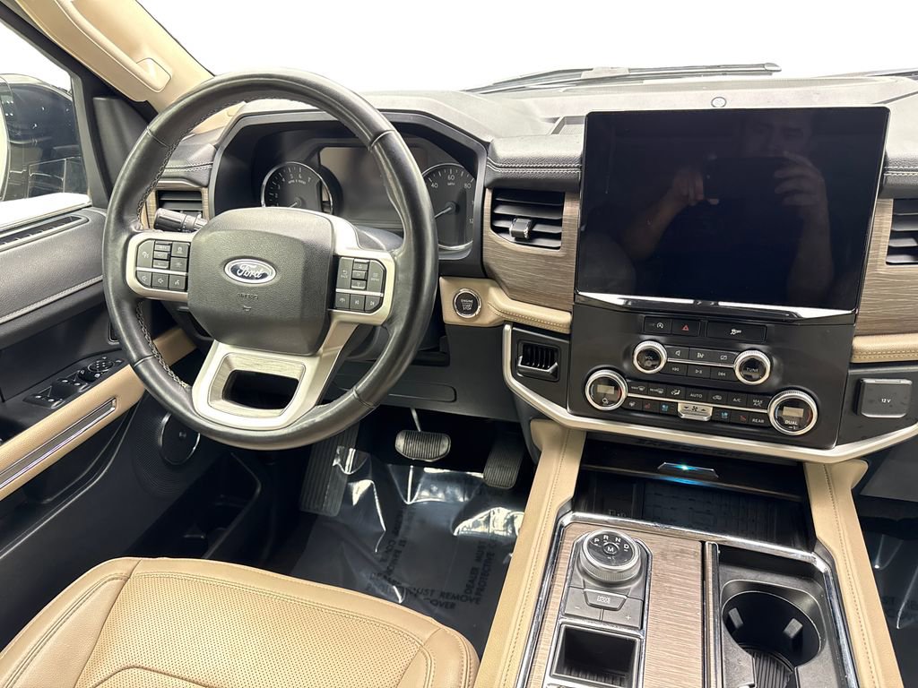 Used 2024 Ford Expedition Limited image 56