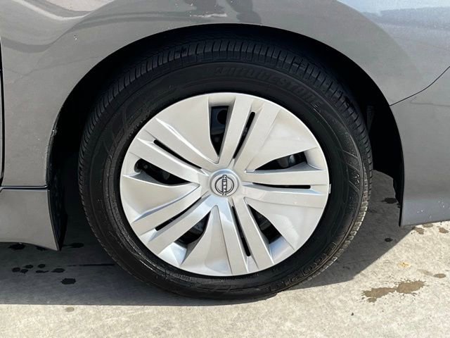 Used 2024 Nissan Leaf S image 5