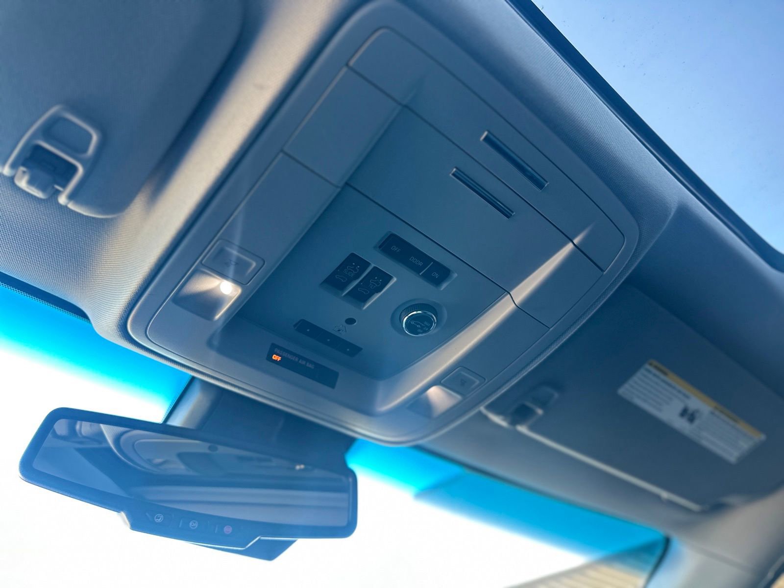 Used 2018 Chevrolet Tahoe LT w/ Texas Edition Package image 22