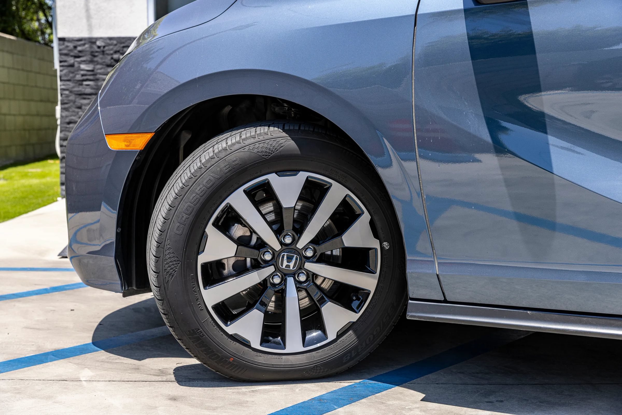 Used 2025 Honda Odyssey EX-L image 37