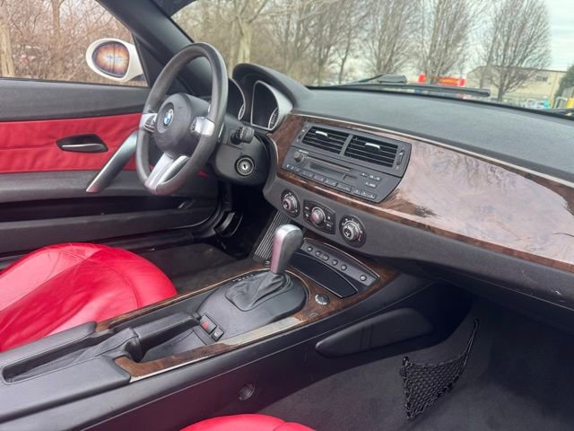 Used 2008 BMW Z4 3.0si w/ Premium Pkg image 32