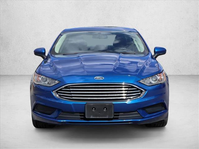 Used 2017 Ford Fusion SE FWD video 2