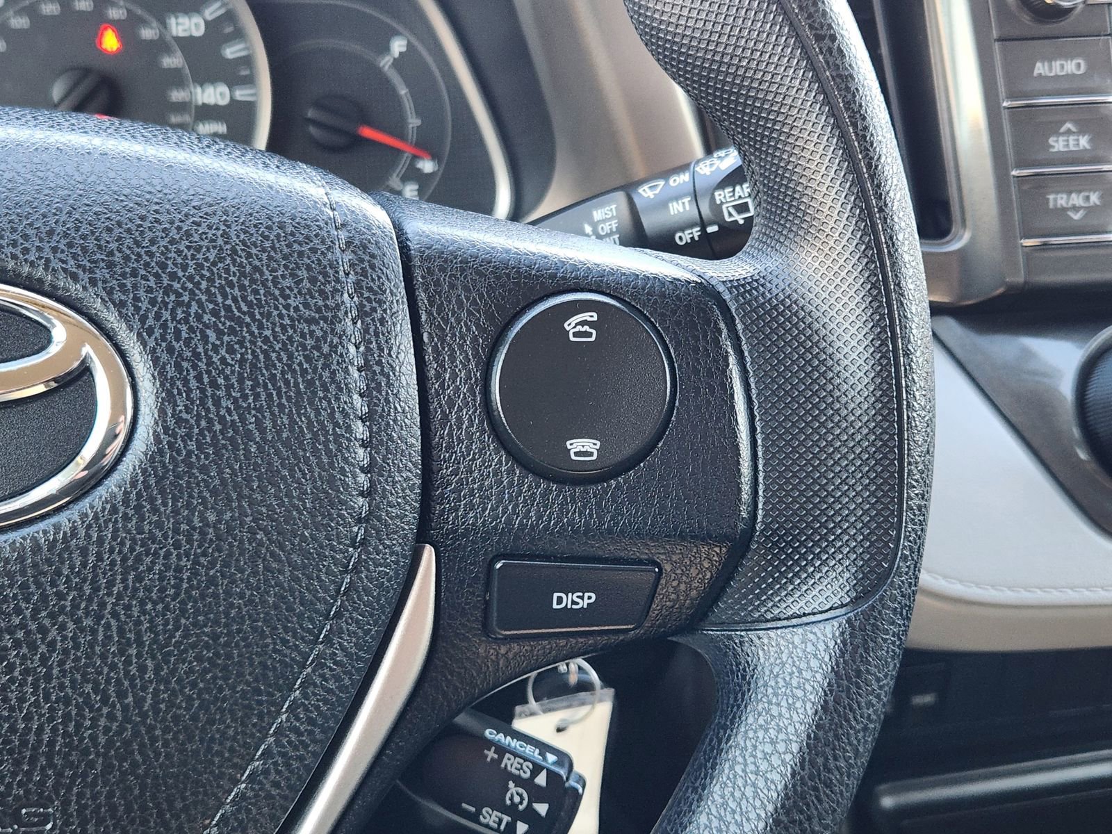 Used 2013 Toyota RAV4 LE image 32