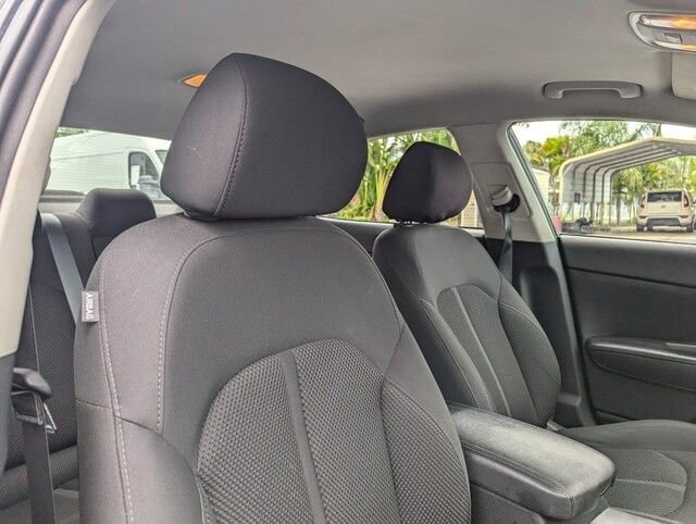 Used 2020 Kia Optima LX image 29