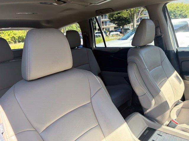 Used 2019 Honda Pilot Touring image 29