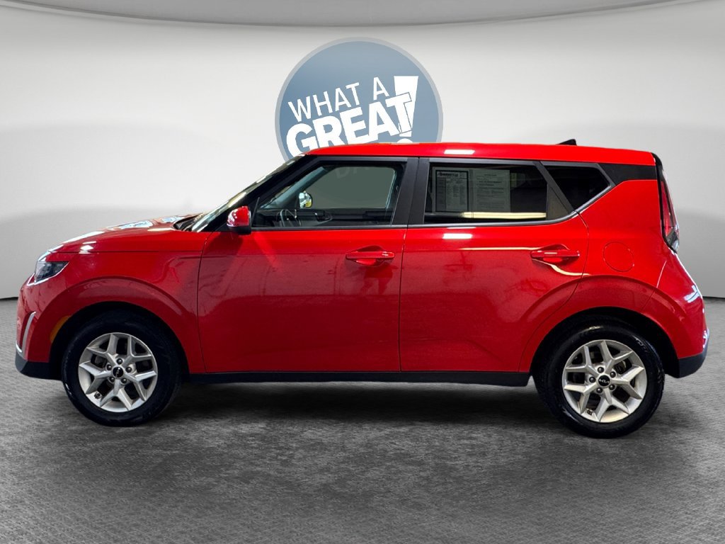 Certified 2024 Kia Soul LX w/ Option Group 015 FWD image 7