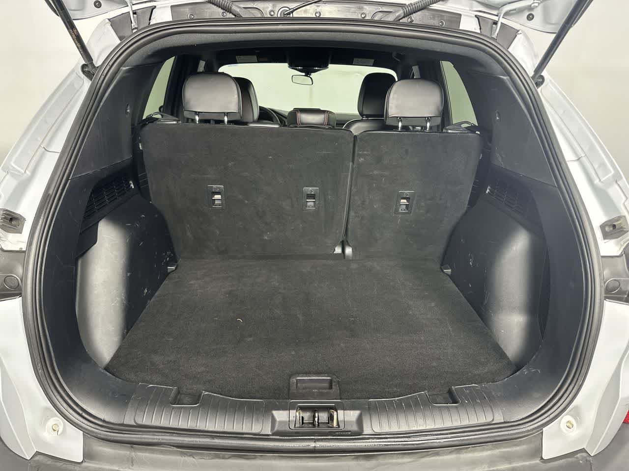 Used 2025 Ford Escape ST-Line FWD image 7