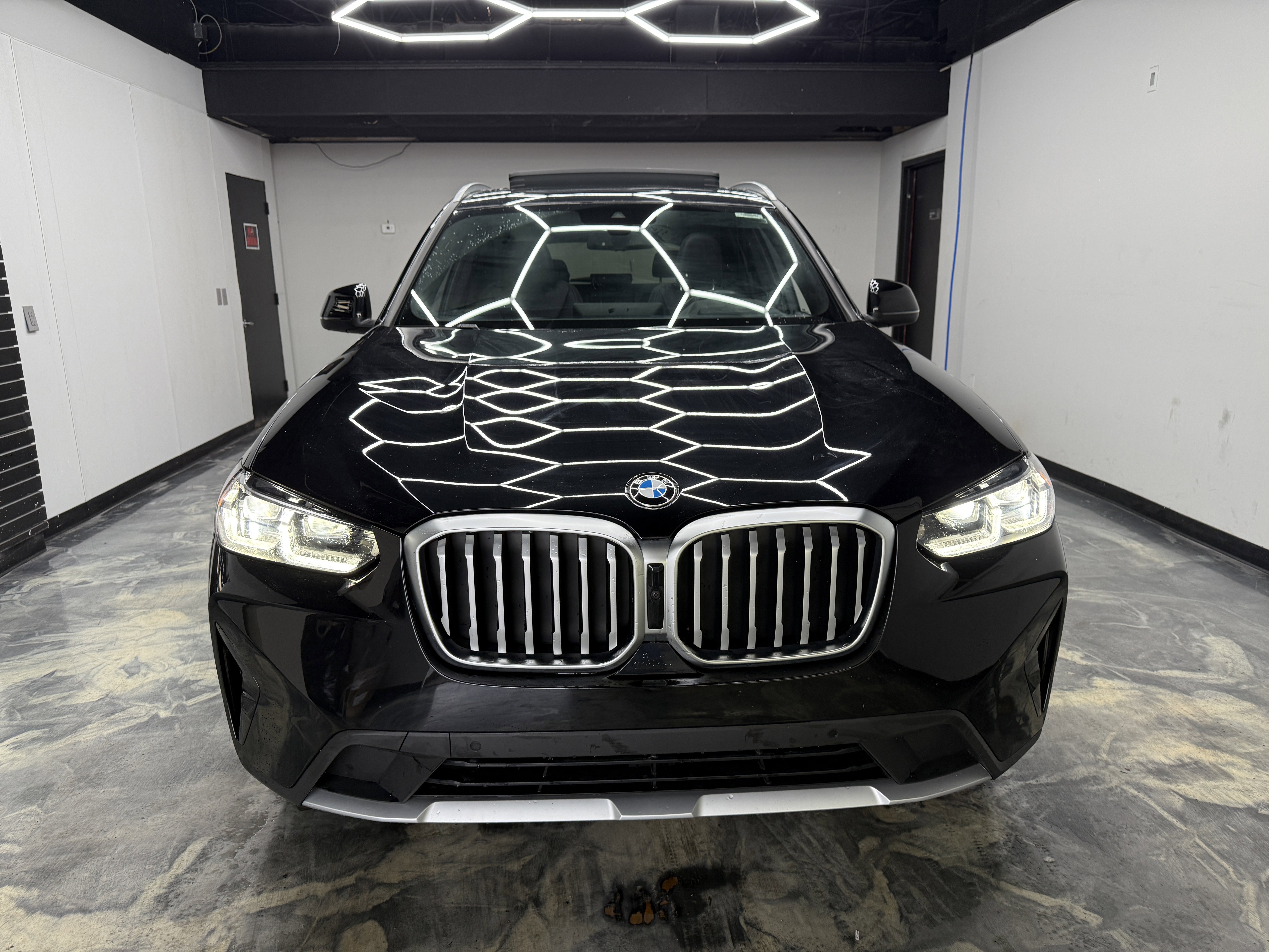 Used 2023 BMW X3 xDrive30i w/ Premium Package image 7