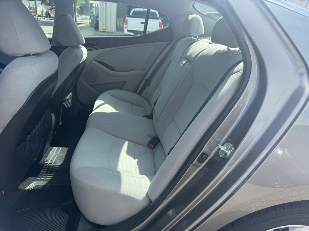 Used 2014 Kia Optima LX FWD image 12