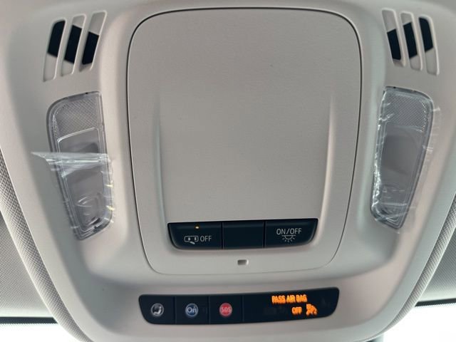 Used 2025 Buick Envision Preferred image 31