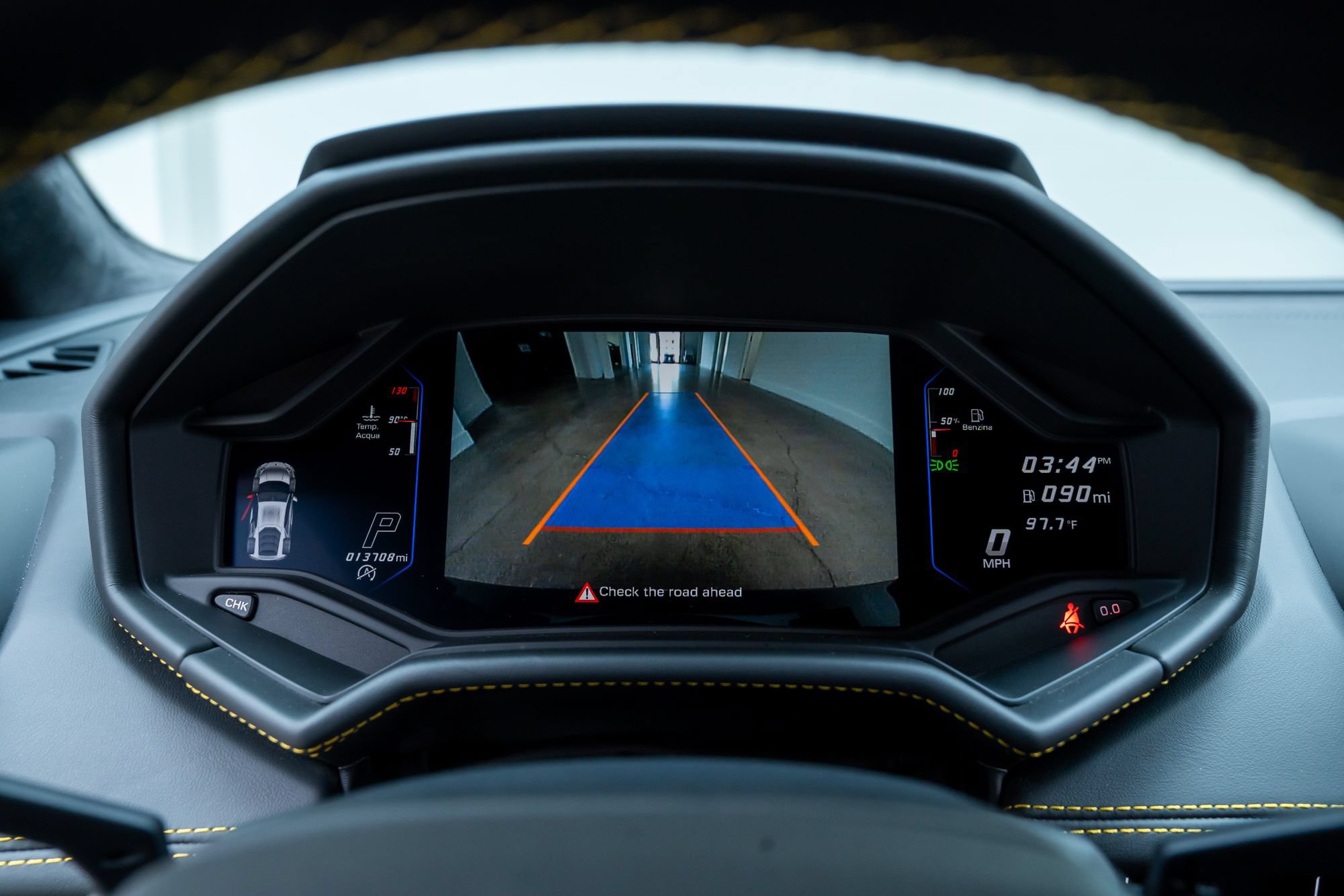 Used 2022 Lamborghini Huracan EVO RWD image 23