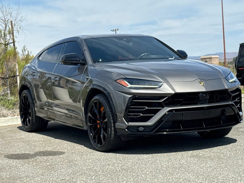 Used 2021 Lamborghini Urus AWD/4WD image 5