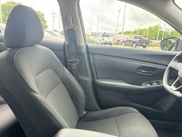 Used 2025 Nissan Sentra S image 14