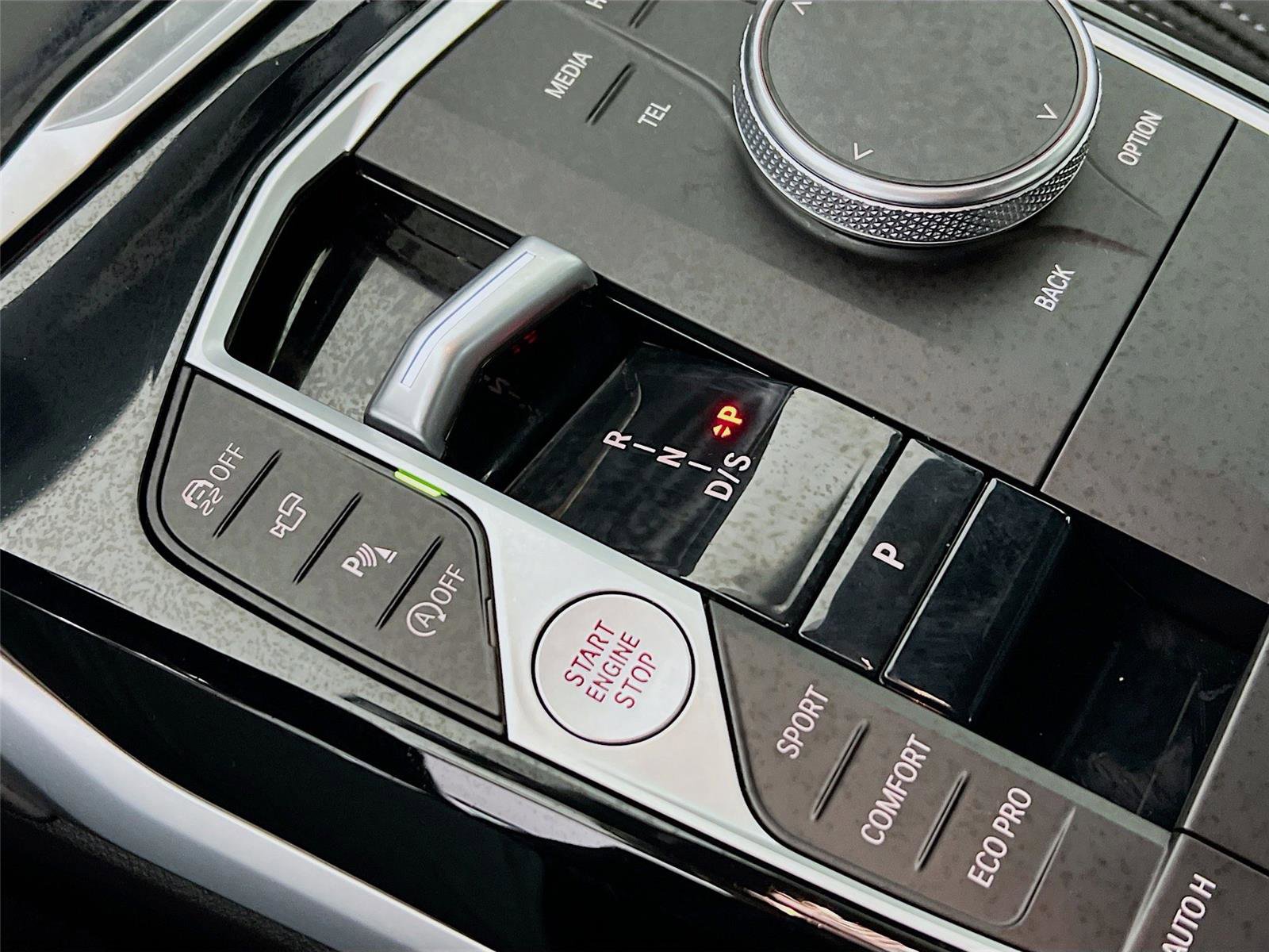 Used 2024 BMW 330i xDrive Sedan w/ Premium Package image 16