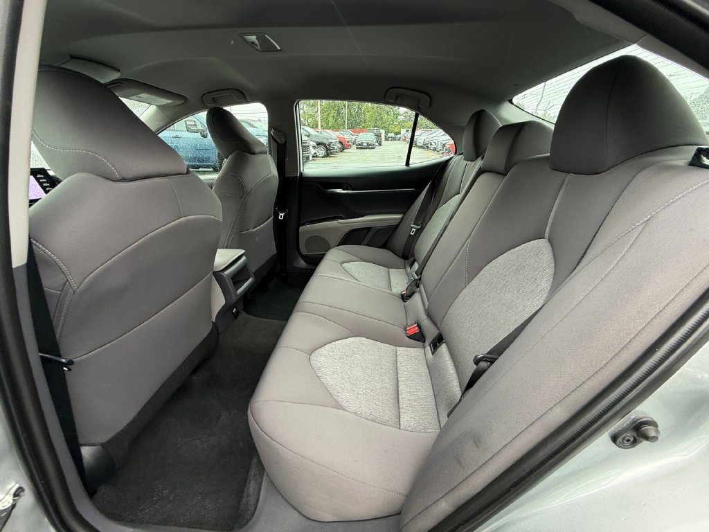 Used 2022 Toyota Camry LE FWD image 22