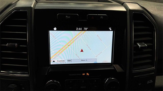 Used 2018 Ford F150 XLT w/ Equipment Group 302A Luxury image 25