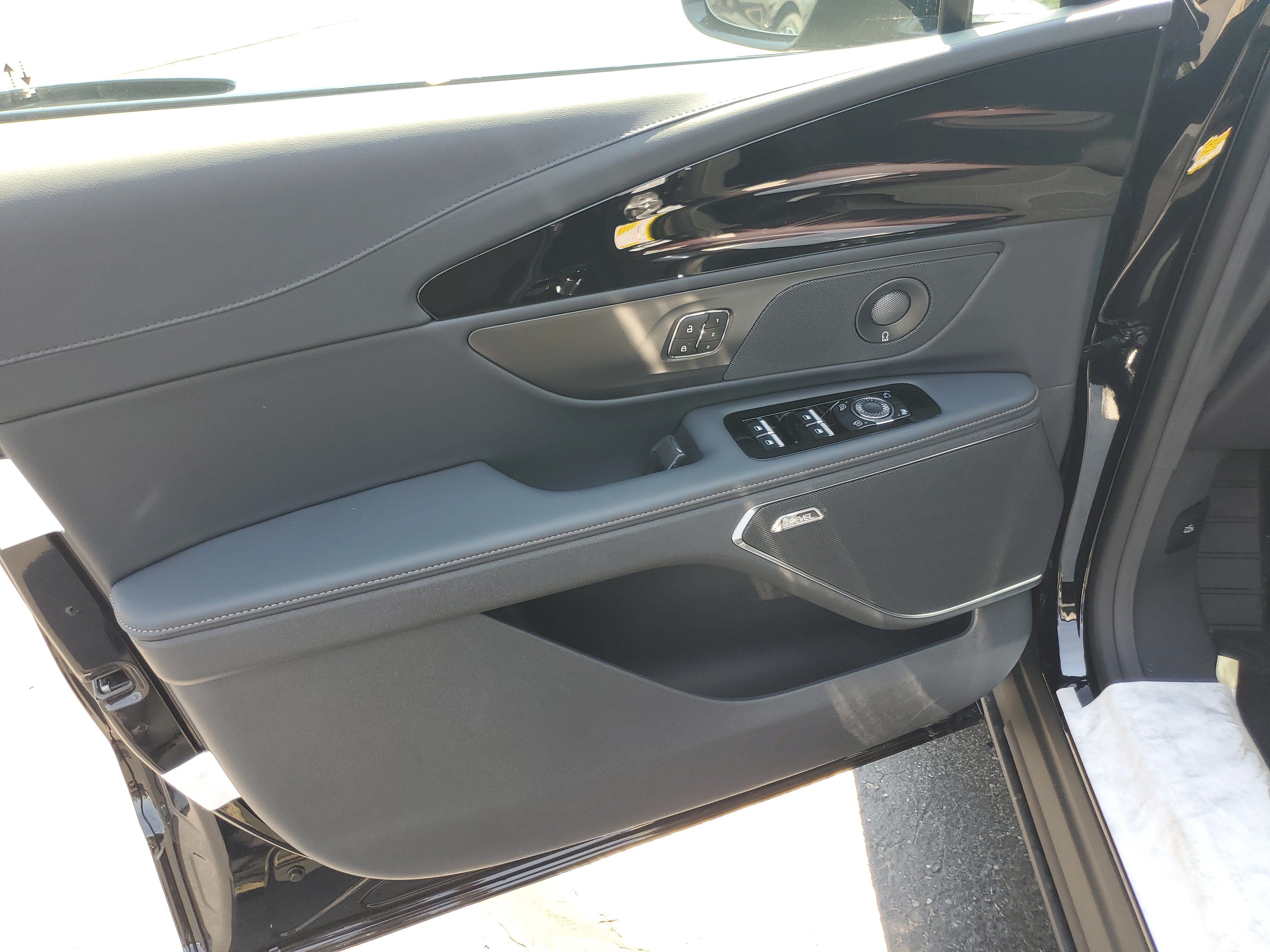 New 2026 Lincoln Nautilus Reserve AWD/4WD image 8