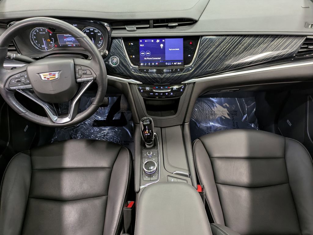 Used 2024 Cadillac XT6 Premium Luxury w/ LPO, Floor Liner Package image 23