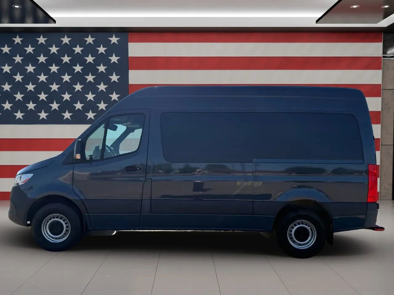 Used 2019 Mercedes-Benz Sprinter 144 image 4