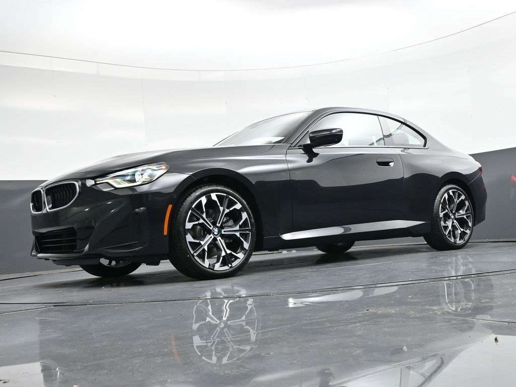 Used 2025 BMW 230i xDrive Coupe w/ Premium Package AWD/4WD image 30
